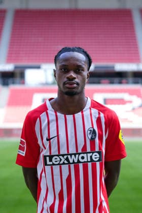 Jordy Makengo (SC Freiburg, 33); SC Freiburg; 1.BL, Bundesliga, Porträttermin 2026 2027 Freiburg Europa-Park Stadion Baden-Wuerttemberg Deutschland *** Jordy Makengo, SC Freiburg, 33, SC Freiburg 1, Bundesliga, Profile Session 2026–2027, Freiburg, Europa-Park Stadium, Baden-Württemberg, Germany Copyright: AA_STEINSIEK.CH
