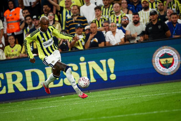 776539845 Talisca of Fenerbahce in action during the match. Fenerbahce and Sturm Graz faced each other at UEFA Champions League Qualification 3rd Round 1st leg. The match took place in Chobani Fenerbahce Sukru Saracoglu Stadium on August 5th, 2026. Istanbul Istanbul Turkey Copyright: xBurakxBasturkx