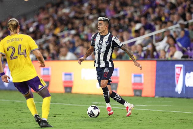 August 5, 2026, Orlando, Florida, USA: Monterrey defender LUIS REYES (21) passes the balls during a match against Orlando City SC. Orlando City SC hosted C.F. Monterrey in phase one of Leagues Cup 2026 at Inter.Co Stadium in Orlando, FL. Orlando USA - ZUMAm299 20260805_znp_m299_005 Copyright: xTaylorxMcFeex