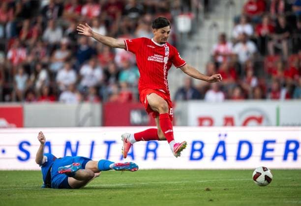 FUSSBALL REGIONALLIGA NORDOST - SAISON 2026-2027 - 3. SPIELTAG FC ROT WEISS ERFURT - SV TASMANIA BERLIN ** NUR FÜR REDAKTIONELLE ZWECKE ** EDITORIAL USE ONLY **<p>05 08 2026-Erfurt: Fussball Regionalliga Nordost 3. Spieltag Saison 2026-2027 Steigerwaldstadion FC Rot Weiss Erfurt - SV Tasmania Berlin im Foto: Dustin Forkel 17 (FC Rot-Weiß Erfurt) ( Deutschland Thueringen Erfurt Copyright: SaschaxFromm *** SOCCER REGIONAL LEAGUE NORTHEAST 2026–2027 SEASON, MATCHDAY 3: FC ROT WEISS ERFURT vs. SV TASMANIA BERLIN ** FOR EDITORIAL PURPOSES ONLY ** EDITORIAL USE ONLY ** p 05 08 2026 Erfurt Soccer Regional League Northeast Matchday 3, 2026–2027 Season, Steigerwaldstadion, FC Rot-Weiss Erfurt vs. SV Tasmania Berlin, photo by Dustin Forkel, 17, FC Rot-Weiss Erfurt, Germany, Thuringia, Erfurt, Copyright SaschaxFromm Copyright: SaschaxFromm doc871bzjngy3rzuvl0t59 ,EDITORIAL USE ONLY