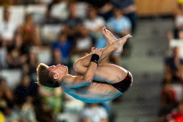 SWIMMING - EAC 2026 PARIS,FRANCE,06.AUG.26 - SWIMMING - European Aquatics Championships Paris 2026, diving, 10m platform, men. Image shows Maciej Bujak (POL).  GEPAxpictures xPhilippxBrem