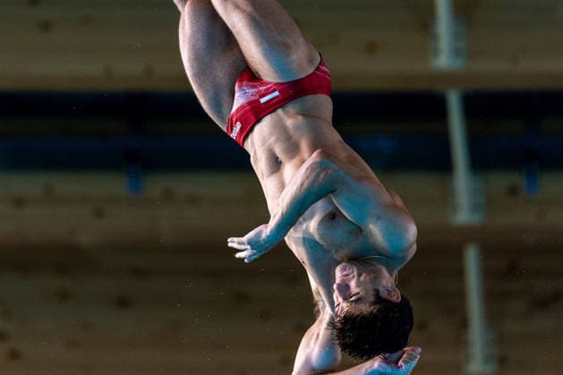 SWIMMING - EAC 2026 PARIS,FRANCE,06.AUG.26 - SWIMMING - European Aquatics Championships Paris 2026, diving, 10m platform, men. Image shows Dariush Lotfi (AUT).  GEPAxpictures xPhilippxBrem