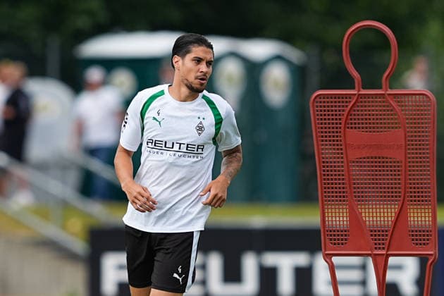 06.08.2026, xydrx, Fußball, Trainingslager, Borussia Mönchengladbach, Saison 2026 2027, Stadion am Birkenmoos: Kevin Diks (Borussia Moenchengladbach, 4) DFB regulations prohibit any use of photographs as image sequences and or quasi-video. *** August 6, 2026, xydrx, soccer, training camp, Borussia Mönchengladbach, 2026–2027 season, Stadion am Birkenmoos, Kevin Diks, Borussia Mönchengladbach, 4. DFB regulations prohibit any use of photographs as image sequences and or quasi-video Copyright: HMBxMedia YannisxDreimann