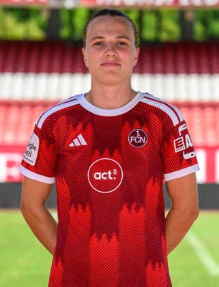 04.08.2026 - 1. FC Nürnberg FCN ( Club Clubfrauen ) - 1. Frauen Fussball Bundesliga BL - Saison 2026 2027 - Fototermin Porträttermin Vorstellung Präsentation Pressetermin - - xwoxzix - Einzelbild Einzelfoto Portrait Porträt Kopfbild - Nastassja Lein (24, 1. FC Nürnberg FCN ) *** August 4, 2026 1 FC Nürnberg FCN Club Women s Team Women s Soccer Bundesliga (BL) 2026–2027 Season Photo Shoot Portrait Session Introduction Presentation Press Event xwoxzix Single Image Individual Photo Portrait Headshot Nastassja Lein 24, 1 FC Nuremberg FCN
