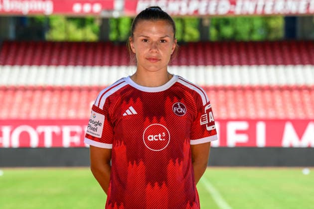 04.08.2026 - 1. FC Nürnberg FCN ( Club Clubfrauen ) - 1. Frauen Fussball Bundesliga BL - Saison 2026 2027 - Fototermin Porträttermin Vorstellung Präsentation Pressetermin - - xwoxzix - Einzelbild Einzelfoto Portrait Porträt Kopfbild - Alexsandra Lobanova (4, 1. FC Nürnberg FCN ) *** August 4, 2026 1 FC Nürnberg FCN Club Women s Team 1 Women s Soccer Bundesliga (BL) 2026–2027 Season Photo Shoot Portrait Session Introduction Presentation Press Event xwoxzix Single Image Individual Photo Portrait Headshot Alexsandra Lobanova 4, 1 FC Nuremberg FCN