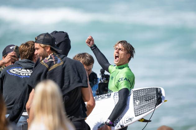 Surfing, Boardmasters 2026, World Surf League Winner! Sam Piter (France) celebrates winning the Yeti Pro QS4000 Final during the Boardmasters 2026 surfing championships at Fistral Beach, Newquay, UK on 6 August 2026. Newquay Fistral Beach Hampshire UK Editorial use only , Copyright: xStevexBaileyx PSI-24643-0002