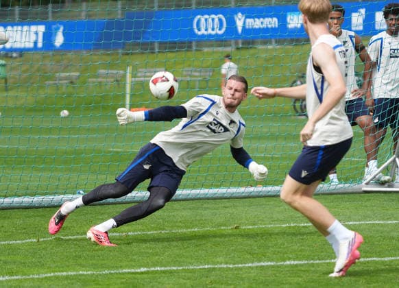 06.08.2026, Stadion Seefeld, Seefeld, Trainingslager TSG Hoffenheim in Seefeld 2026 , Torwart Luca Philipp (Hoffenheim) (Photo by Hasan Bratic DeFodi Images) - *** August 6, 2026, Seefeld Stadium, Seefeld, TSG Hoffenheim Training Camp in Seefeld 2026, Goalkeeper Luca Philipp Hoffenheim Photo by Hasan Bratic, DeFodi Images