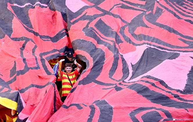 Sport Bilder des Tages Jagiellonia Bialystok fans. Jagiellonia Bialystok v Rangers, UEFA Europa League, 3rd Qualifying Round, Football, Chorten Arena, Biaystok, Poland - 06 Aug 2026Bialystok Chorten Arena Scotland Portugal  Copyright: xAdamxNurkiewicz Shutterstockx 17050170e