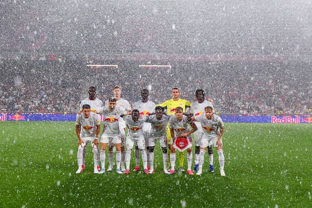 SOCCER - UEFA EL, RBS vs Pafos SALZBURG,AUSTRIA,06.AUG.26 - SOCCER - UEFA Europa League, qualification, Red Bull Salzburg vs Pafos FC. Image shows the team of RBS.  GEPAxpictures xDavidxGeieregger