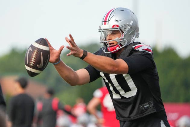 COLUMBUS, OH - AUGUST 06: Julian Sayin 10 of the Ohio State Buckeyes seen in action during fall camp held at the Woody Hayes Athletic Center on August 6, 2026 in Columbus, Ohio (Photo by Jason Mowry Icon Sportswire) COLLEGE FOOTBALL: AUG 06 Ohio State Fall Camp EDITORIAL USE ONLY Icon260806010