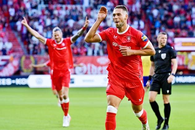 ENSCHEDE , 06Ã08-2026 , Stadium Grolsch Veste , season 2026 2027 , UEFA Europa League play-off football , match between FC Twente and FC DAC 1904 , picture shows FC Twente player Marko Pjaca scores the 2-0 and celebrates Twente - DAC 1904  x205489067x Copyright: