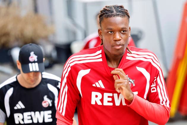 Fußballspieler Elias Bakatukanda (Abwehr) beim öffentlichen Training des 1. FC Köln am Geißbockheim. Köln, 06.08.2026 (DFL DFB REGULATIONS PROHIBIT ANY USE OF PHOTOGRAPHS as IMAGE SEQUENCES and or QUASI-VIDEO) NRW Deutschland *** Soccer player Elias Bakatukanda, defender, during a public training session of 1. FC Köln at the Geißbockheim in Cologne, August 6, 2026. DFL and DFB regulations prohibit any use of photographs as image sequences and or quasi-video. NRW, Germany Copyright: xChristophxHardtx