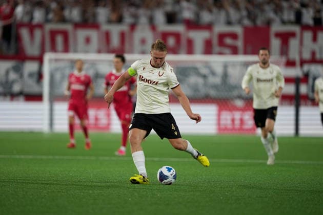 Thun, Switzerland - August 06: Oliver Ekroth (4 Vikingur R.) during the UEFA Europa League Qualification match between FC Thun and Vikingur Reykjavik at VISANA Stadion on August 06, 2026 in Thun, Switzerland.  Copyright: xKjetilxWaberx xSPPx Sportspressphoto_SPR201555