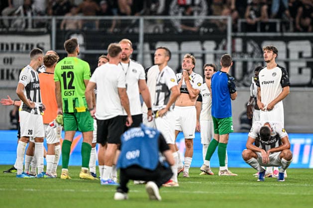 FC Hradec Kralove soccer players are seen after the Football European League 3rd qualifying round, 1st leg match FC Hradec Kralove vs Besiktas Istanbul on August 6, 2026, in Hradec Kralove, Czech Republic. (CTKxPhoto DavidxTanecek) CTKPhotoP2026080607226  CTKPhotoP2026080607226