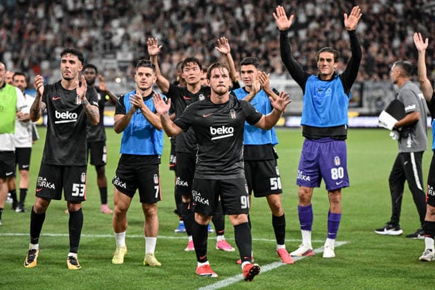 Hradec Kralove v Besiktas - UEFA Europa League HRADEC KRALOVE, CZECH REPUBLIC - AUGUST 6: Semih Kilicsoy (C) of Besiktas celebrates with his teammates after match the UEFA Europa League third qualifying round match between FC Hracek Kralove and Besiktas JK at FINEP Arena in Hradec Kralove, Czech Republic on August 6, 2026. Lukas Kabon Anadolu Hradec Kralove Czech Republic. Editorial use only. Please get in touch for any other usage.  Copyright: x2026xAnadoluxLukasxKabonx