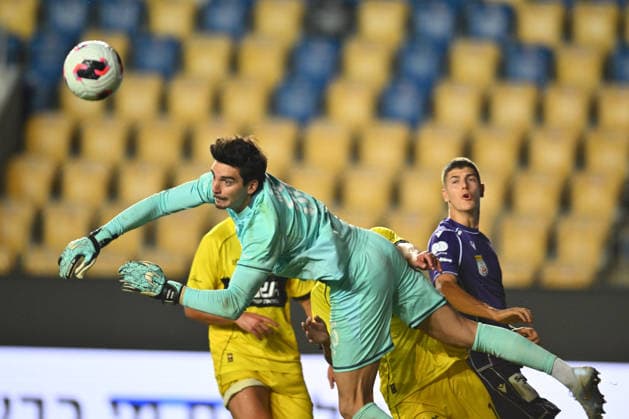 Beitar Jerusalem v Austria Wien - UEFA Conference League Miguel Silva plays during the UEFA Conference League game between Beitar Jerusalem and Austria Vienna at the Ilie Oana stadium in Ploiesti, Romania, on August 6, 2026. Ploiesti Romania  Copyright: xAlexxNicodimx originalFilename:nicodim-uefaconf260806_npG1A.jpg