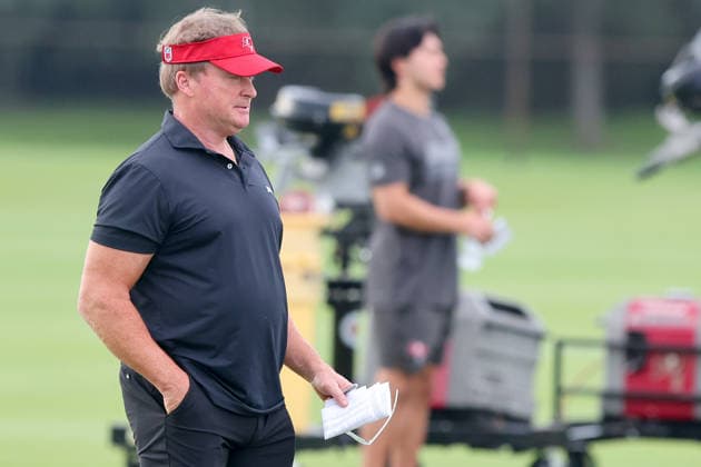 TAMPA, FL - AUGUST 06: Tampa Bay Buccaneers Former Head Coach Jon Gruden watches the action on the field during Training Camp on August 06, 2026 at the AdventHealth Training Center at One Buccaneer Place in Tampa, Florida. (Photo by Cliff Welch Icon Sportswire) NFL, American Football Herren, USA AUG 06 Tampa Bay Buccaneers Training Camp EDITORIAL USE ONLY Icon357260806015