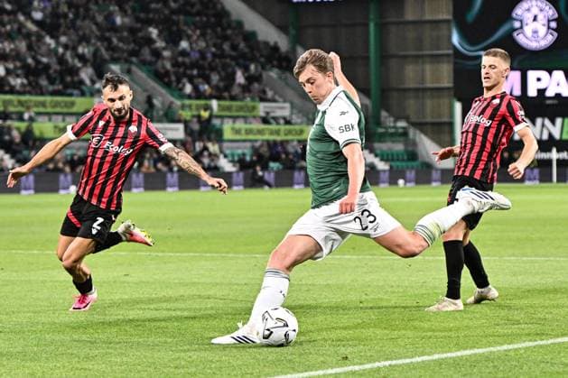 Hibernian v KF ShkÃ«ndija UEFA Europa Conference League Callum Wright of Hibernian during the UEFA Europa Conference League Third Qualifying Round First Leg match at Easter Road, Edinburgh 06 08 2026 UK Newspapers OUT Copyright: xJamiexJohnstonx FIL-23733-0179