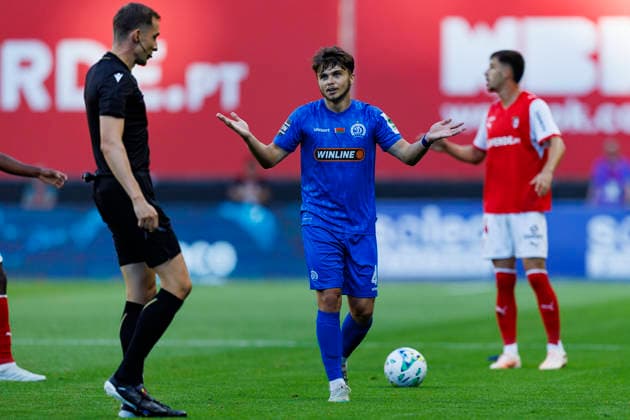 BRAGA, PORTUGAL - AUGUST 06: Gleb Gurban of FK Dinamo Minsk reacts during the UEFA Conference League 2026 27 Qualifying Round Semi-Final match between SC Braga and FK Dinamo Minsk at Estadio Municipal de Braga on August 06, 2026 in Braga, Portugal. (Photo by Diego Maranhao Eurasia Images) Braga Estadio Municipal de Braga Portugal *** BRAGA, PORTUGAL, AUGUST 6 — Gleb Gurban of FK Dinamo Minsk reacts during the UEFA Conference League 2026–27 Qualifying Round Semifinal match between SC Braga and FK Dinamo Minsk at Estadio Municipal de Braga on August 6, 2026 in Braga, Portugal. Photo by Diego Maranhao, Eurasia Sport Images. Braga, Estadio Municipal de Braga, Portugal Copyright: x x2026xEurasiaxSportxImagesx jp-en-EuSpIm-PED_DIE_Braga_Minsk_06Aug2026_PT041
