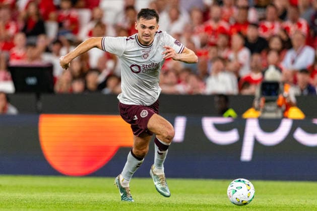 Harry Milne seen during UEFA Europa League qualifying game between teams of SL Benfica and Heart of Midlothian FC (Maciej Rogowski Ball Raw Images PT) Lisbon Estadio Da Luz Portugal Copyright: xMaciejxRogowskix ROG_BENvHER-090