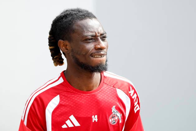 Fußballspieler Gideon Mensah (Abwehr) beim öffentlichen Training des 1. FC Köln am Geißbockheim. Köln, 06.08.2026 (DFL DFB REGULATIONS PROHIBIT ANY USE OF PHOTOGRAPHS as IMAGE SEQUENCES and or QUASI-VIDEO) NRW Deutschland *** Soccer player Gideon Mensah, defender, during a public training session of 1. FC Köln at the Geißbockheim in Cologne, August 6, 2026. DFL and DFB regulations prohibit any use of photographs as image sequences and or quasi-video. NRW, Germany Copyright: xChristophxHardtx