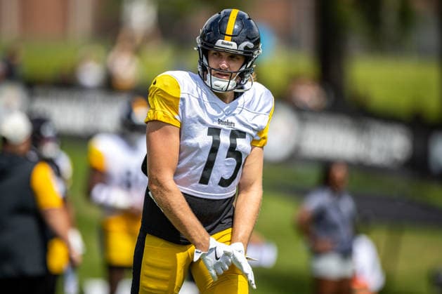 August 6, 2026, Latrobe, Pennsylvania, USA: Pittsburgh Steelers wide receiver BEN SKOWRONEK (15) lines up before the snap during the Pittsburgh Steelers Training Camp in Latrobe, Pennsylvania. Latrobe USA - ZUMAg257 20260806_zsp_g257_003 Copyright: xBrentxGudenschwagerx