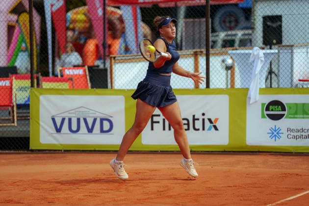 Leipzig Open 2026 - W75 Leipzig - Achtelfinale: Elena Malygina (EST) - Laima Vladson (UZB) Laima Vladson (UZB) spielt den Ball mit der Vorhand zurück am 06.08.2026 im Leipziger Tennisclub 1990 e.V., Leipzig (Sachsen) Leipzig Leipziger Tennisclub 1990 e.V. Sachsen Deutschland *** Leipzig Open 2026 W75 Leipzig Round of 16 Elena Malygina (EST) vs. Laima Vladson (UZB) Laima Vladson (UZB) returns the ball with a forehand on August 6, 2026, at the Leipzig Tennis Club 1990 e.V., Leipzig, Saxony, Leipzig, Leipzig Tennis Club 1990 e.V., Saxony, Germany