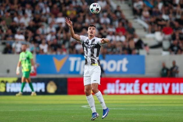 06.August.2026 - SOCCER - 2026 27 UEFA EUROPA LEAGUE, Third Qualifying Round, 1st Leg FC Hradec Kralove vs Besiktas JK Ondrej Mihalik (Hradec Kralove) is in action Hradec Kralove Hradec Kralove, Czech Republic Malsovicka Arena Malsovicka Arena Czech Republic Copyright: xYigitxOermex xPsxImagesxYigitxOermex xPsxImagesx