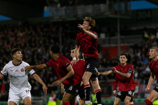 seen during UEFA Conference League qualifying game between teams of Bohemians FC and FC Midtjylland (Maria Eduarda Lopes Ball Raw Images) Dublin Tallaght Stadium Ireland Copyright: xMariaxEduardaxLopesx Maria Eduarda Lopes Sebold (67 de 146)