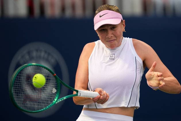 National Bank Open 2026 - Day 6 TORONTO, CANADA - AUGUST 6 : Amanda Anisimova of United States in action against Nikola Bartunkova of Czech Republic in the round of 32 during the WTA, Tennis Damen 1000 National Bank Open in Toronto, Ontario, Canada on August 6, 2026. Mert Alper Dervis Anadolu Ontario Canada. Editorial use only. Please get in touch for any other usage.  Copyright: x2026xAnadoluxMertxAlperxDervisx