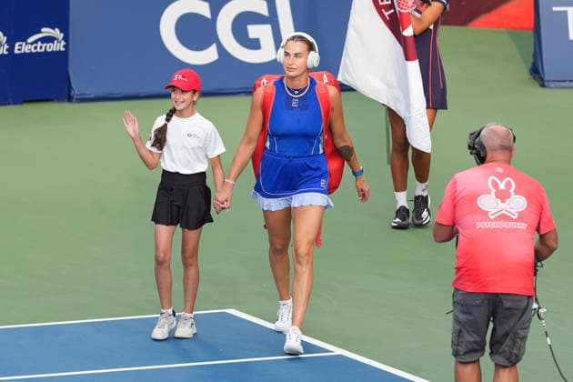 WTA, Tennis Damen Masters 1000 National Bank Open Toronto 2026 - Round of 32 - Day 6 Aryna Sabalenka of Russia arrives the court during the Women™s Singles round of 32 match against Zhang Shuai of China on day 6 of the WTA Masters 1000 National Bank Open at Sobeys Stadium on August 6, 2026, in Toronto, Canada. (Photo by Leonardo Ramirez Eyepix Group) Copyright: xLeonardoxRamirezx xEyepixxGroupx LR_06082026_08891