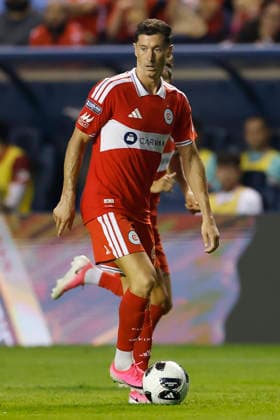Robert Lewandowski of Chicago controls a ball in a Leagues Cup match between Chicago Fire and Necaxa at the SeatGeek stadium in Bridgeview, United States, 06 August 2026. Leagues Cup - Chicago Fire vs Necaxa !ACHTUNG: NUR REDAKTIONELLE NUTZUNG!  Copyright: xKamilxKrzaczynskix AME6699 20260807-55021089717_1
