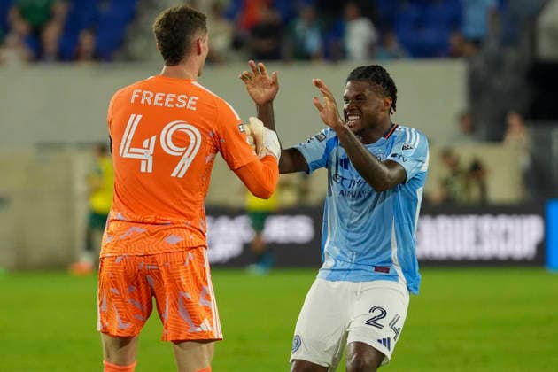 Tayvon Gray (R) and Matt Freese of New York celebrate a goal in a Leagues Cup match between New York City FC and Santos at the Red Bull Arena stadium in New Jersey, United States, 06 August 2026. Leagues Cup - New York City FC vs Santos !ACHTUNG: NUR REDAKTIONELLE NUTZUNG!  Copyright: xAngelxColmenaresx AMDEP172 20260807-55021089727_1