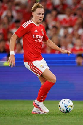 Andreas Schjelderup seen during UEFA Europa League qualifying game between teams of SL Benfica and Heart of Midlothian FC (Maciej Rogowski Ball Raw Images PT) Lisbon Estadio Da Luz Portugal Copyright: xMaciejxRogowskix maciejrogowski_slbenfica_hearts_2627_5-287