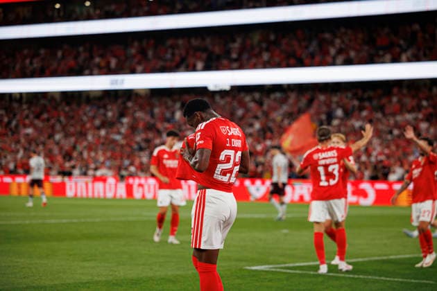 Jhon Duran seen celebrating after scoring goal during UEFA Europa League qualifying game between teams of SL Benfica and Heart of Midlothian FC (Maciej Rogowski Ball Raw Images PT) Lisbon Estadio Da Luz Portugal Copyright: xMaciejxRogowskix maciejrogowski_slbenfica_hearts_2627_5-307