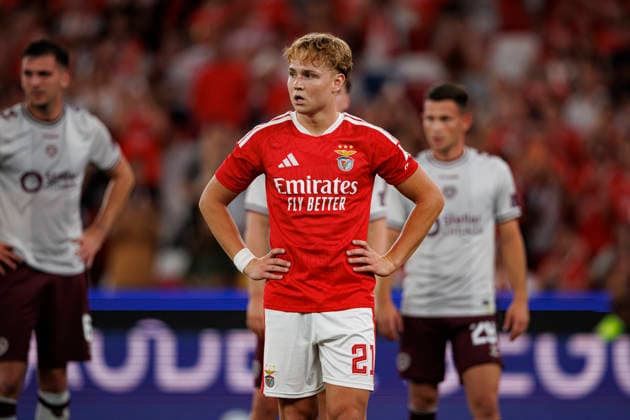 Andreas Schjelderup seen during UEFA Europa League qualifying game between teams of SL Benfica and Heart of Midlothian FC (Maciej Rogowski Ball Raw Images PT) Lisbon Estadio Da Luz Portugal Copyright: xMaciejxRogowskix maciejrogowski_slbenfica_hearts_2627_5-320