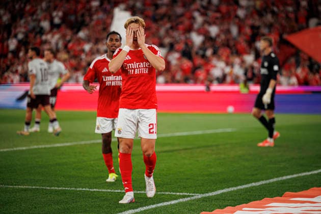 Andreas Schjelderup seen celebrating after scoring goal during UEFA Europa League qualifying game between teams of SL Benfica and Heart of Midlothian FC (Maciej Rogowski Ball Raw Images PT) Lisbon Estadio Da Luz Portugal Copyright: xMaciejxRogowskix maciejrogowski_slbenfica_hearts_2627_5-339