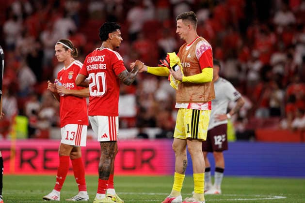 Richard Rios and Anatoliy Trubin seen during UEFA Europa League qualifying game between teams of SL Benfica and Heart of Midlothian FC (Maciej Rogowski Ball Raw Images PT) Lisbon Estadio Da Luz Portugal Copyright: xMaciejxRogowskix maciejrogowski_slbenfica_hearts_2627_5-345