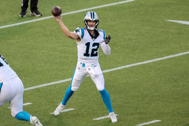 CANTON, OH - AUGUST 06: Carolina Panthers quarterback Kenny Pickett (12) throws a pass during the first quarter of the National Football League preseason game between the Carolina Panthers and Arizona Cardinals on August 6, 2026, at the Tom Benson Hall of Fame Stadium in Canton, OH. (Photo by Frank Jansky Icon Sportswire) NFL, American Football Herren, USA AUG 06 Hall of Fame Game - Panthers vs Cardinals EDITORIAL USE ONLY Icon26080635
