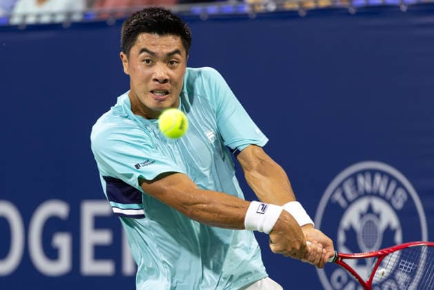 August 6, 2026, Montreal, Quebec, Canada: BRANDON NAKASHIMA (28) from USA backhand in match against Titouan Droguet from France in third round at Canadian Open at IGA stadium in Montreal, Quebec, Canada on 2026-08-06 TENNIS: Canadian Open Montreal 2026  - ZUMAl189 20260806_zsp_l189_155 Copyright: xYannickxLegarex