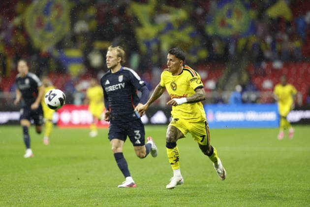 Leagues Cup - America vs San Diego FC Brian Rodriguez (R) of America in action against Dagur Dan Þórhallsson (L) of San Diego during a Leagues Cup soccer match between America and San Diego FC at the Banorte Stadium in Mexico City, Mexico, 06 August 2026. Mexico City Mexico  Copyright: xSáshenkaxGutiérrezx
