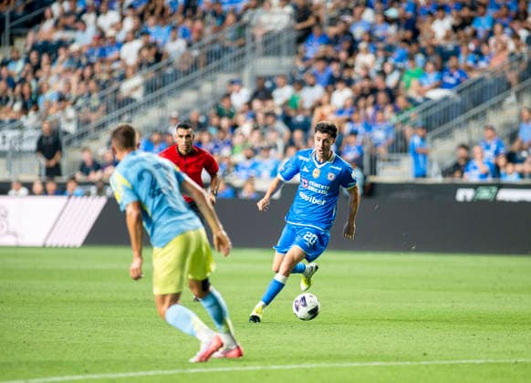 August 6, 2026, Chester, Pennsylvania, United States: Cruz AzulÃ¢â‚¬â ¢s JOSE PARADELA (20) in action against the Philadelphia Union during the Leagues Cup match at Subaru Park in Chester PA Chester United States - ZUMArf1_ 20260806_zaf_rf1_006 Copyright: xRickyxFitchettx
