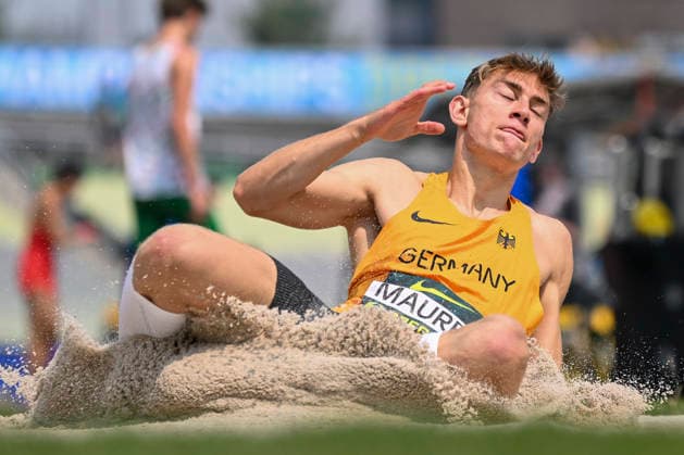 World Athletics U20 Championships Oregon 2026 EUGENE, UNITED STATES OF AMERICA - AUGUST 7, 2026 : Benedikt Maurer (GER) competing in the triple jump during the World Athletics U20 Championships Oregon 2026 at Hayward Field on August 7, 2026 in Eugene, United States Of America. *** World Athletics U20 Championships Oregon 2026 EUGENE, UNITED STATES OF AMERICA AUGUST 7, 2026 Benedikt Maurer (GER) competing in the triple jump during the World Athletics U20 Championships Oregon 2026 at Hayward Field on August 7, 2026, in Eugene, United States of America Copyright: xBEAUTIFULxSPORTS DecaxText&Bildx