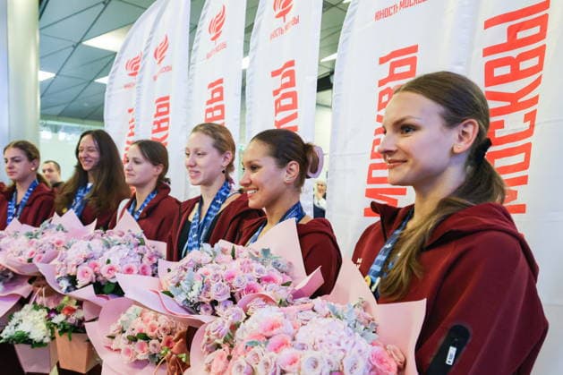 RUSSIA, MOSCOW - AUGUST 7, 2026: Athletes of the Russian national synchronised swimming team pose upon the their arrival at Vnukovo Airport. The team returned from France after the 2026 European Aquatics Championships, held in Paris from July 31 to August 16, having won three gold, one silver, and three bronze medals. Russian athletes performed in the event under a neutral status Russian Synchronised Swimming Team Arrive Home After 2026 European Aquatics Championships  - ZUMAt113 20260807_zaa_t113_008 Copyright: xVladimirxGerdox
