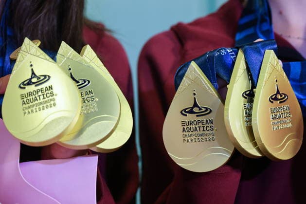 RUSSIA, MOSCOW - AUGUST 7, 2026: Gold medals are pictured during the Russian national synchronised swimming team™s arrival at Vnukovo Airport. The team returned from France after the 2026 European Aquatics Championships, held in Paris from July 31 to August 16, having won three gold, one silver, and three bronze medals. Russian athletes performed in the event under a neutral status Russian Synchronised Swimming Team Arrive Home After 2026 European Aquatics Championships  - ZUMAt113 20260807_zaa_t113_014 Copyright: xVladimirxGerdox