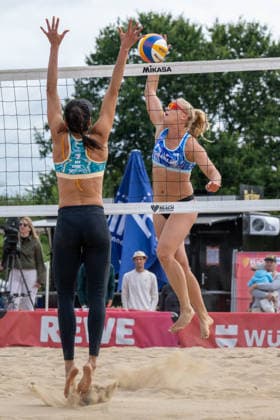 HAMBURG, GERMANY - AUGUST 7: Sara Hughes (Player No. 1, USA) during the Beach Pro Tour - Elite 16 at Hamburg on August 7, 2026 in Hamburg, Germany. Germany Copyright: xPeterxWeberx