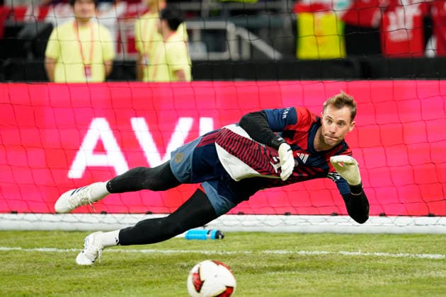 HONGKONG-SOCCER Manuel Neuer of FC Bayern Munich before a match of FC Bayern Munich VS Aston Villa at Kai Tan Stadium during the Audi Football Summit 2026 in Hong Kong, August 7, 2026. NEXPHER Vernon Yuen HONG KONG