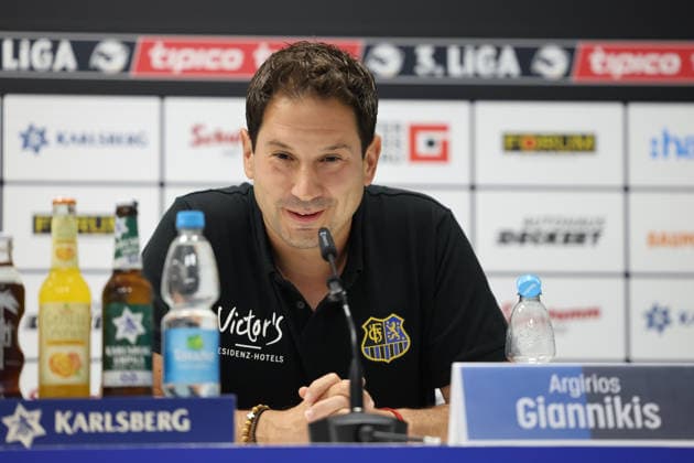 Football, 3rd Division, 1. FC Saarbrücken, press conference