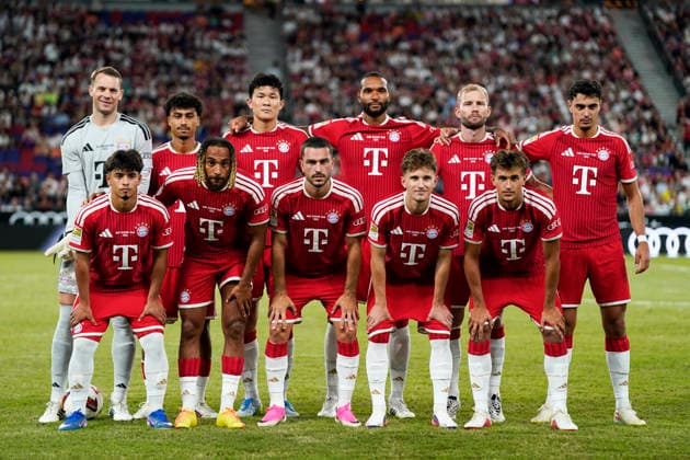 HONGKONG-SOCCER Team FC Bayern Munich posing photo before a match of FC Bayern Munich VS Aston Villa at Kai Tan Stadium during the Audi Football Summit 2026 in Hong Kong, August 7, 2026. NEXPHER Vernon Yuen HONG KONG