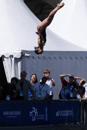 First day of Women 20m high diving final European Aquatics Championships - Paris Germany s Iris Corinna Schmidbauer dive during the first day of Women’s 20m high diving final event during the LEN European Aquatics Championships in the Seine river in Paris on August 7, 2026. Photo by Raphael Lafargue ABACAPRESS.COM Paris France  Copyright: xLafarguexRaphael ABACAx
